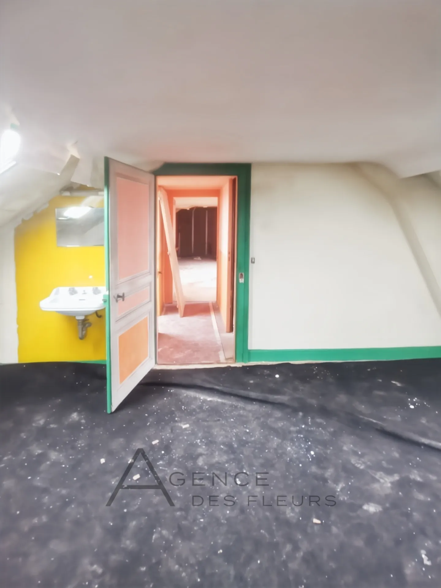 A vendre maison de 160 m² à rénovée sur la commune de ST PIERRE LES ELBEUF 76320