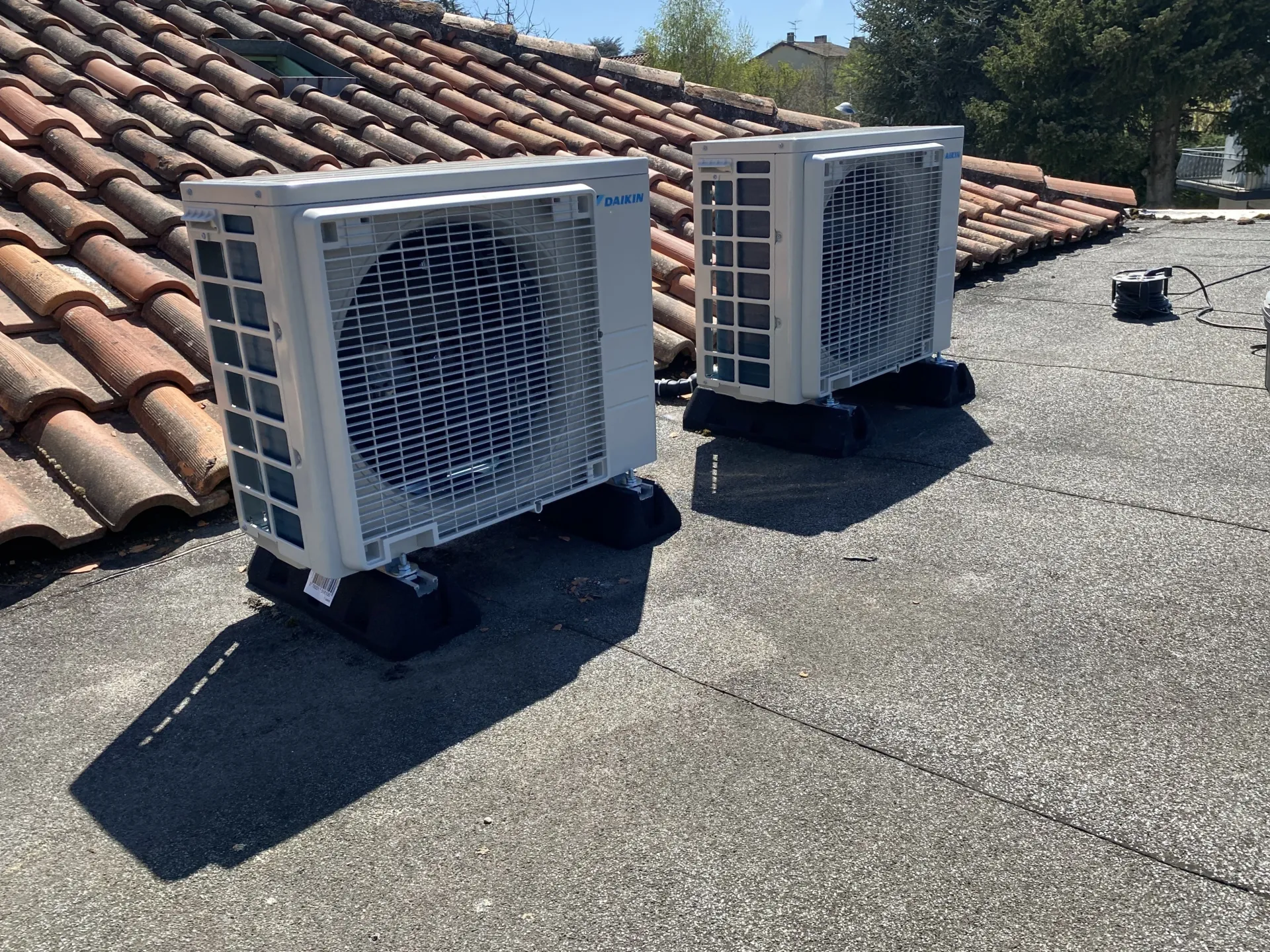 Installation réalisée à L’Union près de Toulouse par artisan RGE fiable et qualifié avec prime CEE pour climatisation Daikin.