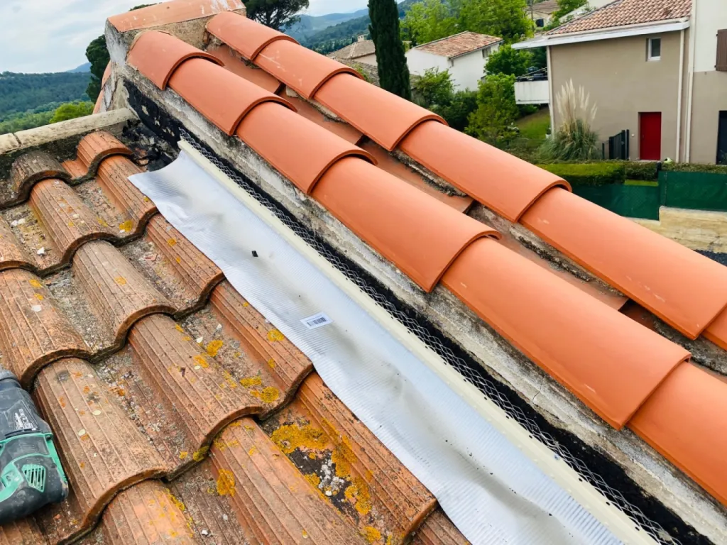 pose de solin en plomb martigues