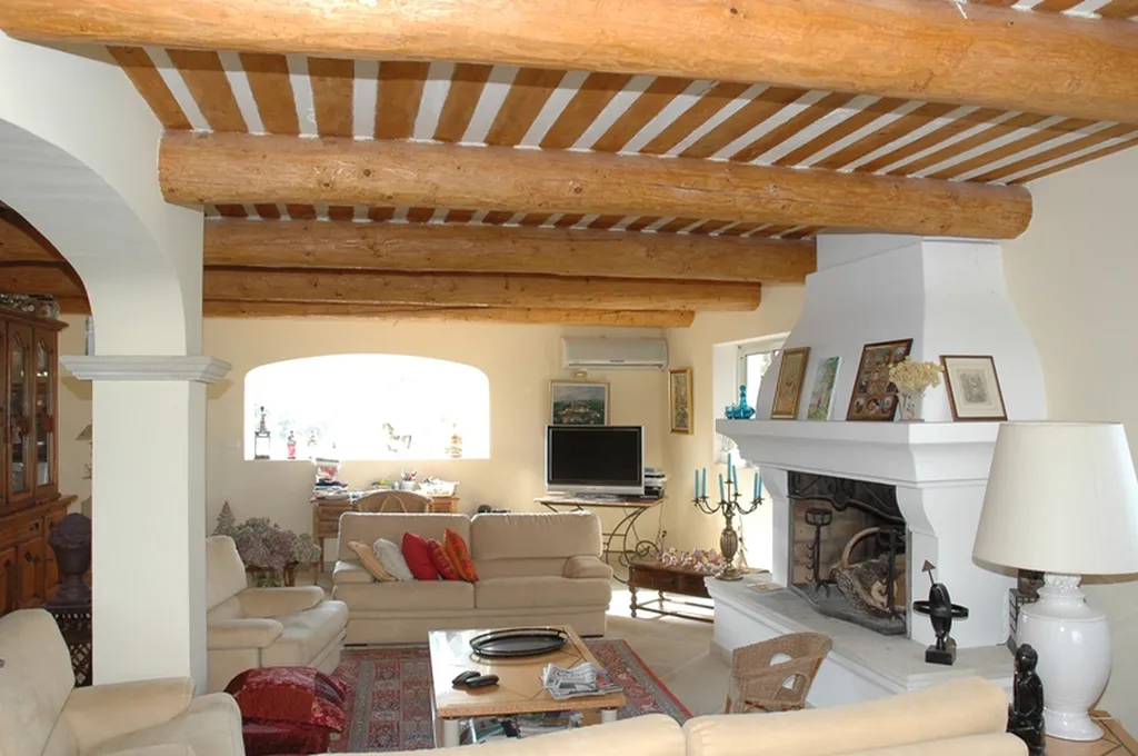 Comtat Venaissin, Propriété sur 18.500 m² en pleine nature