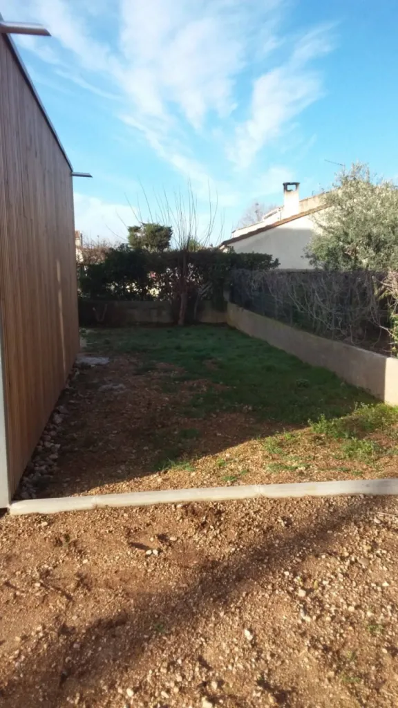 Réaménagement jardin dans villa proche Vitrolles 13127