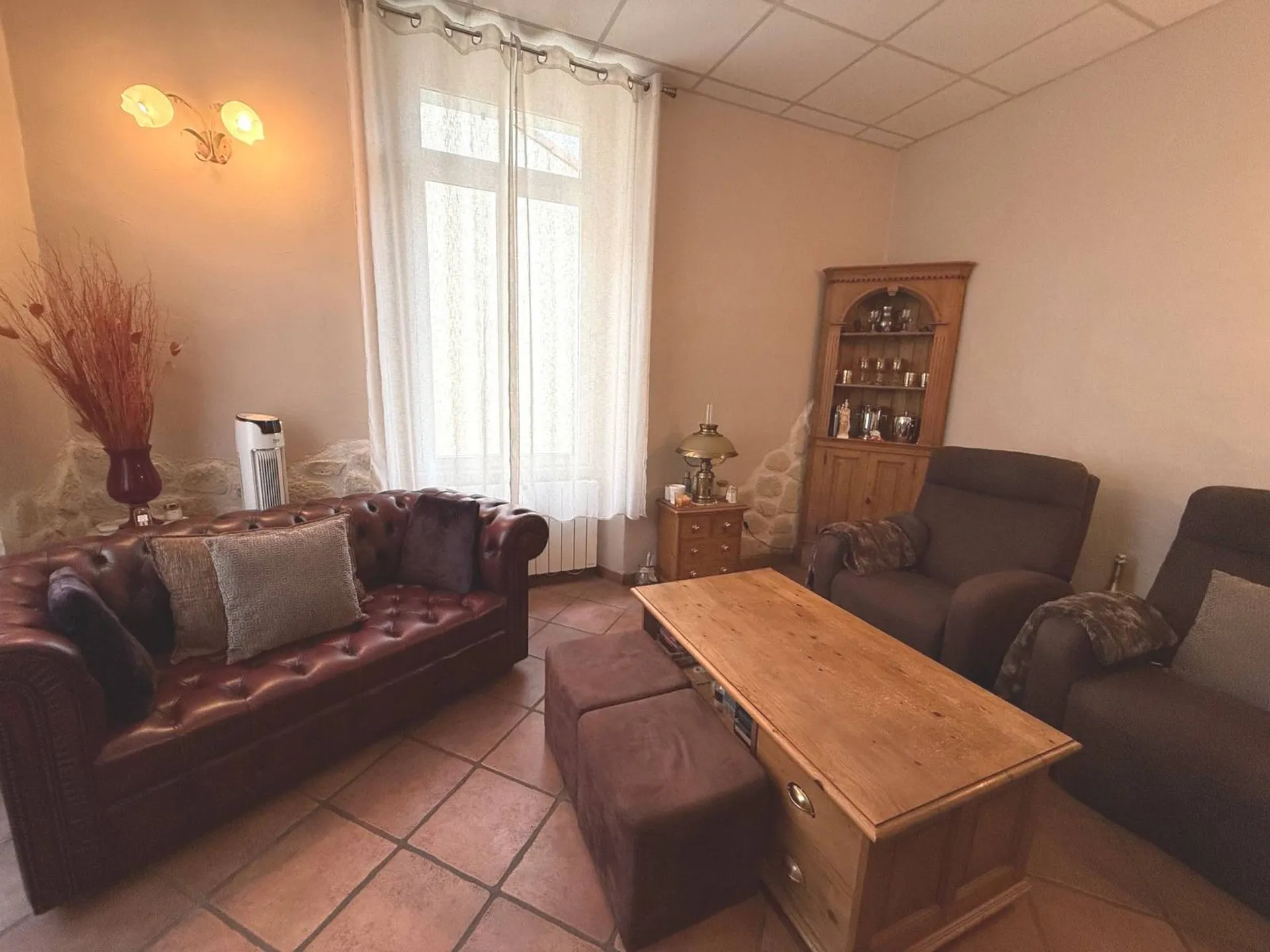 En bon état général T3 à vendre dans le centre du village de La Bédoule