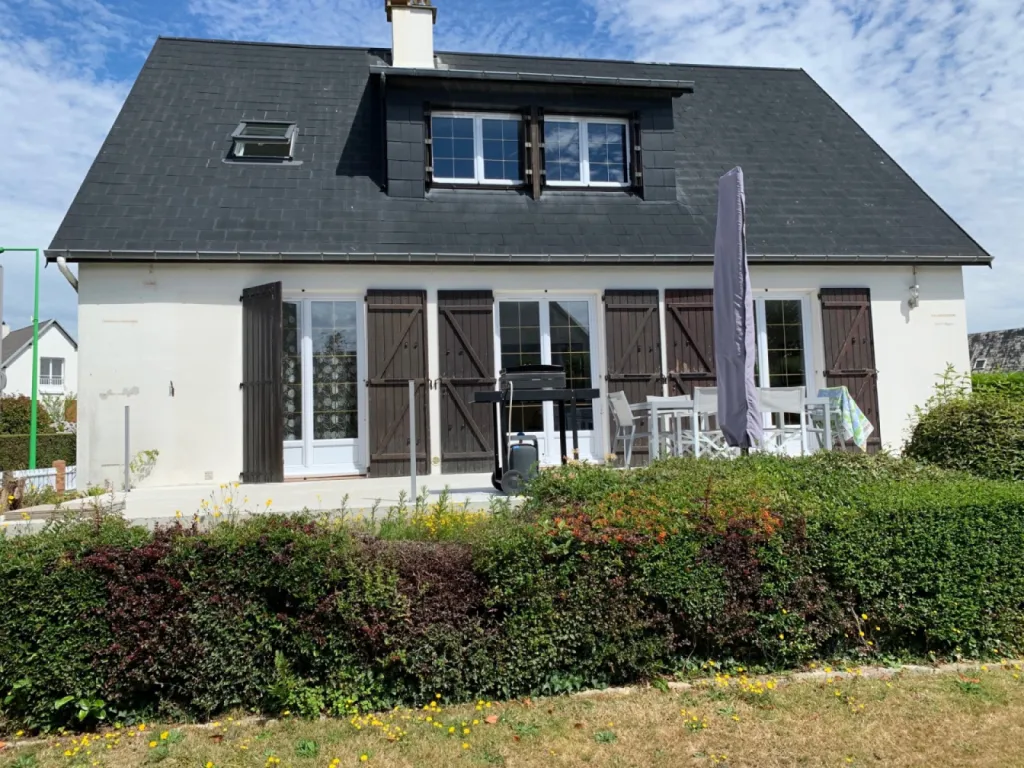 Entreprise pour le ravalement de façade imitation pierre taillée à Sainte Adresse proche Le Havre 76