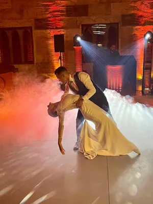 Cours de danse pour une ouverture de bal de mariage en Nouvelle Aquitaine - Les Mariages de Mademoiselle L