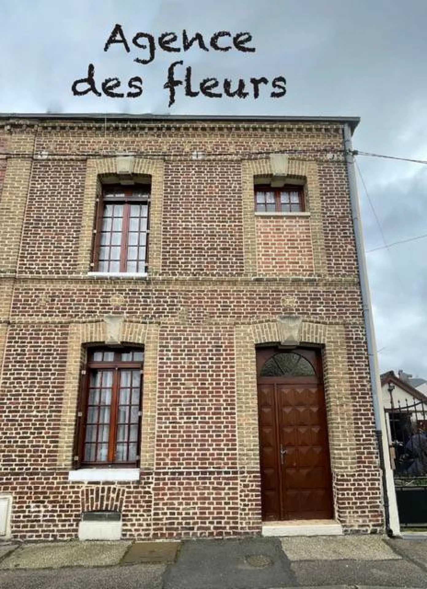 A acheter maison de ville en brique de 75m² avec garage et petit atelier sur 400m² sur la commune de CAUDEBEC LES ELBEUF 76320