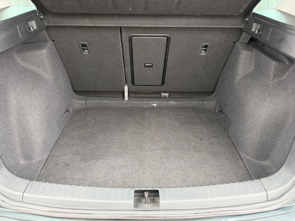 Achat voiture d'occasion SEAT Ateca à proximité de Le Havre : SUV diesel automatique disponible chez Caudebec Automobiles
