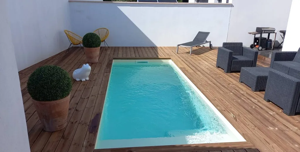 Créer un contour de piscine dans une propriété à talence 