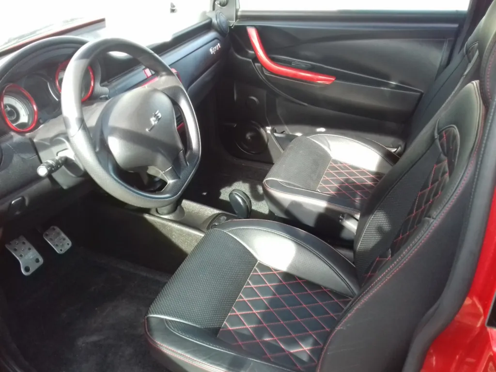 vente voiture sans permis d'occasion LIGIER JS50 Club moteur DCI prés de Toulon var 83