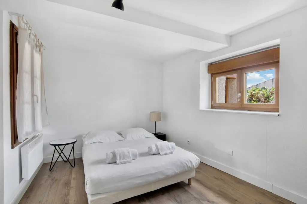Superbe T2 meublé de 35m² proche Place Dupuy  