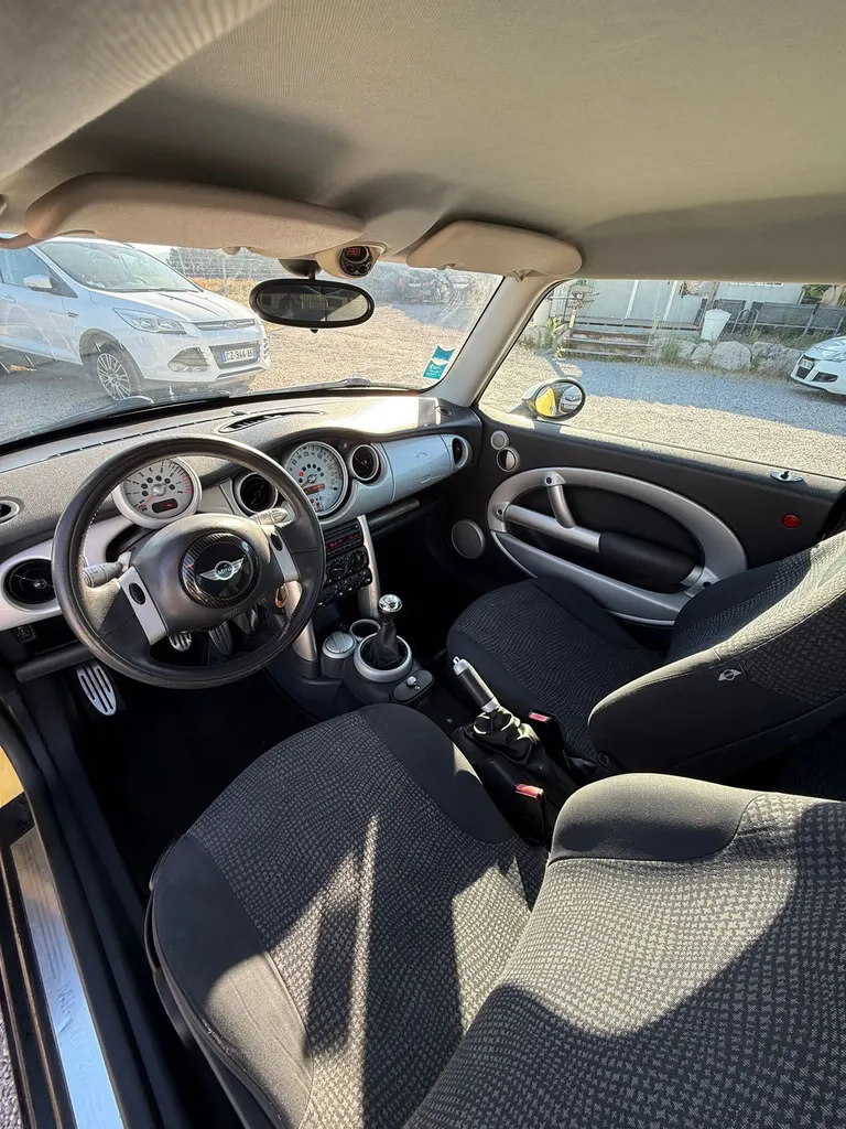 MINI COOPER 1.6 115CV JAUNE 3 PORTE 
