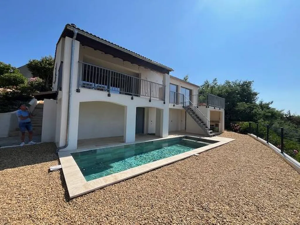 Création d'une piscine 7X2.5M à la Coix Valmer