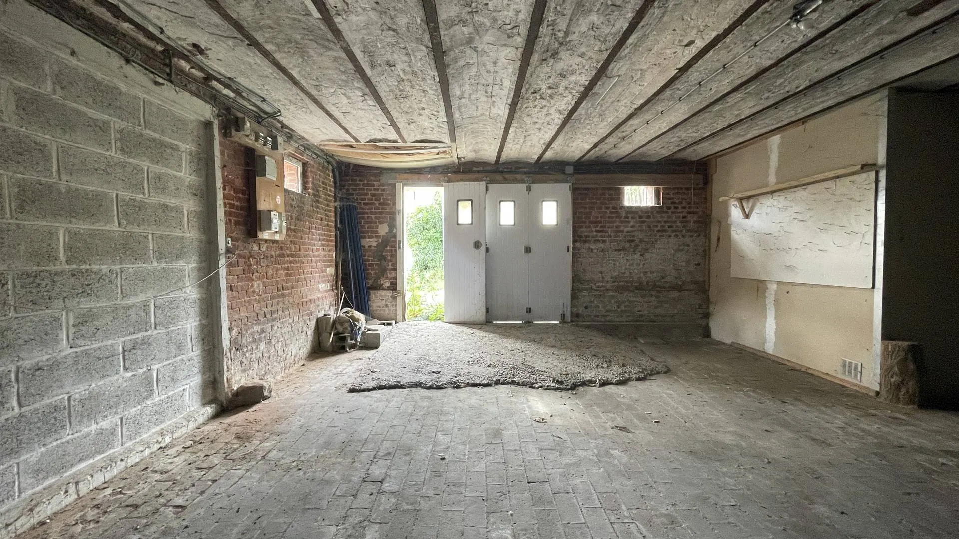 Longère en brique de 82,35 m², située sur un terrain de 338 m², à proximité des Grandes-Ventes et 30 minutes de Dieppe