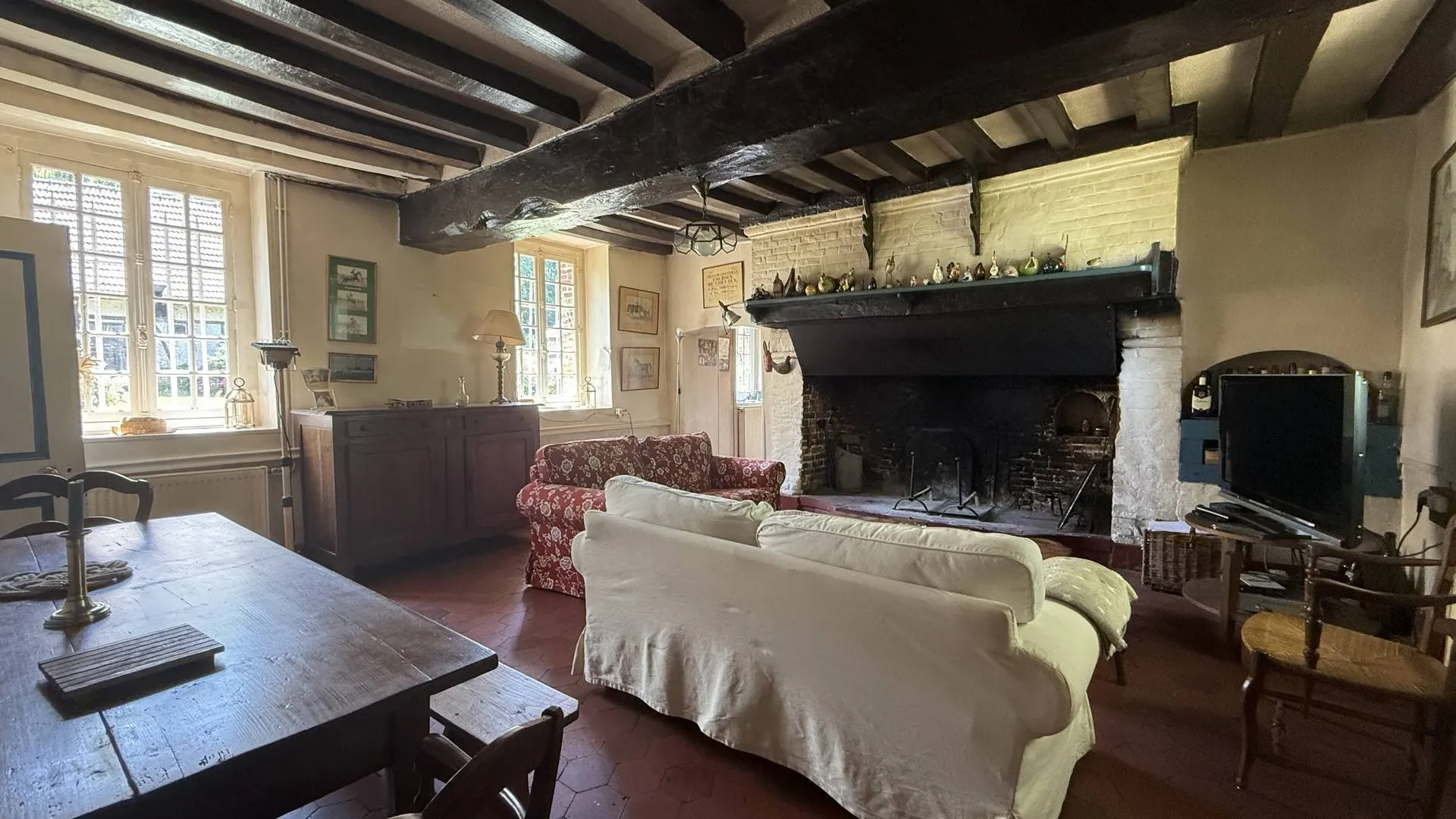 SOUS OFFRE Corps de ferme typique sur 10 ha à seulement quelques minutes de Forges-les-Eaux 76 NORMANDIE