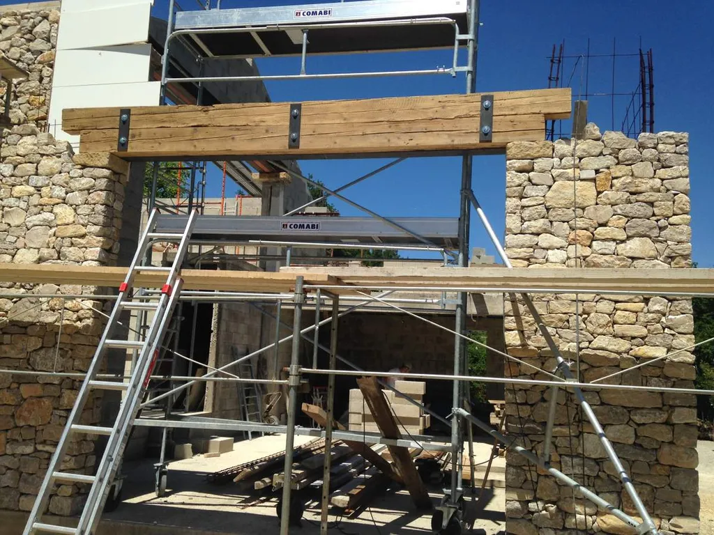 Réalisation d'un Mas provençal en pierres près de Saint-Rémy-de-Provence