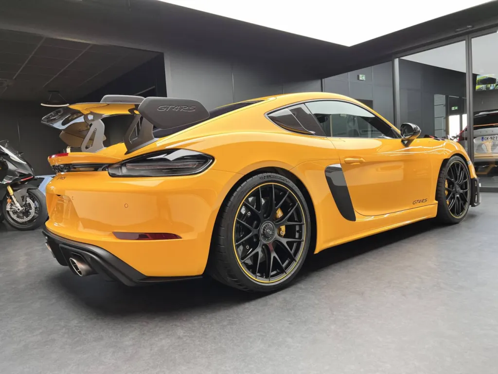 PORSCHE GT4RS SIGNAL YELLOW - PPF XPEL INTEGRAL - BRUXELLES