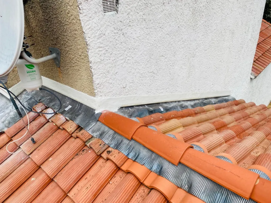 solin en plomb fini sur chateauneuf les martigues