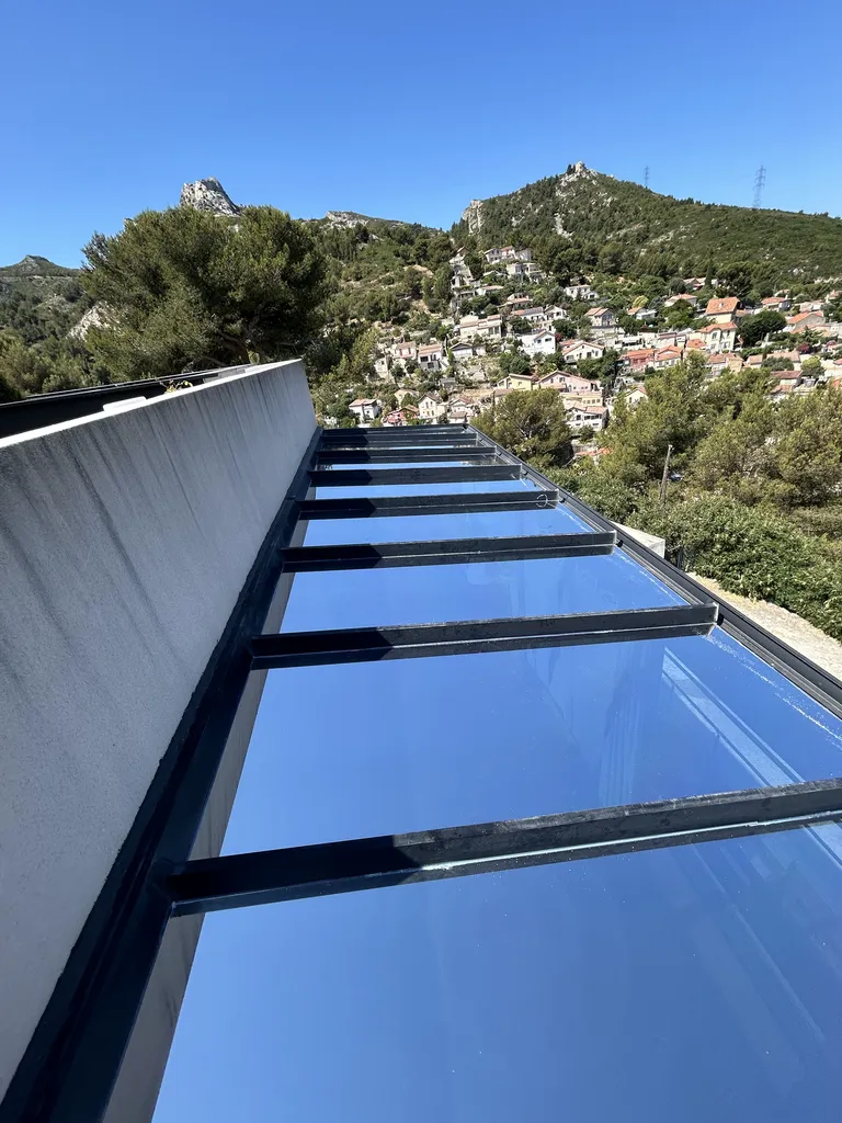Pose de films solaire sur une véranda 