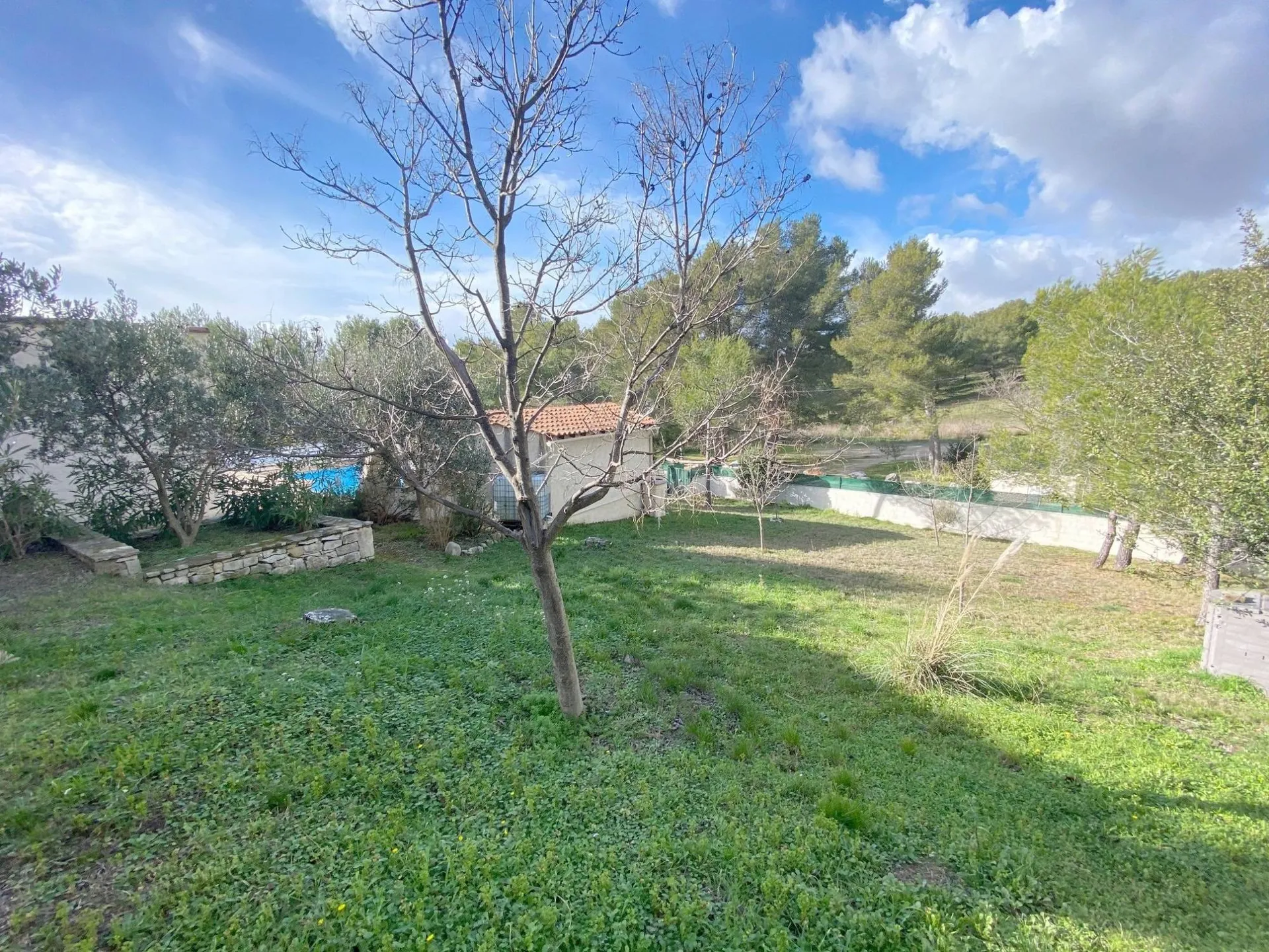 a la vente maison avec grand terrain roquefort la bedoule