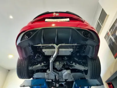 Montage silencieux tube Ragazzon Alfa Romeo Giulia 2.0 Turbo 200 2016+