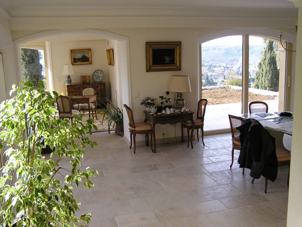 Pierre de Dordogne pour terrasse extérieure et sol intérieur, escalier, margelle