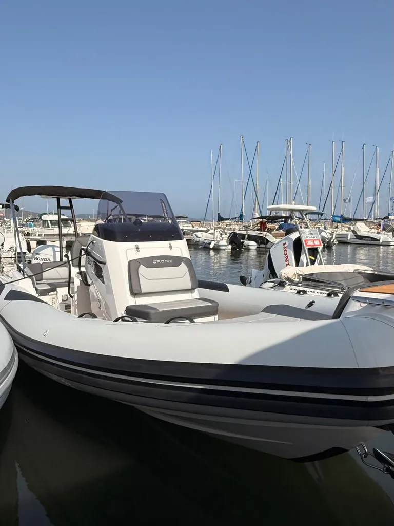 GRAND Golden Line G750 de 2026
