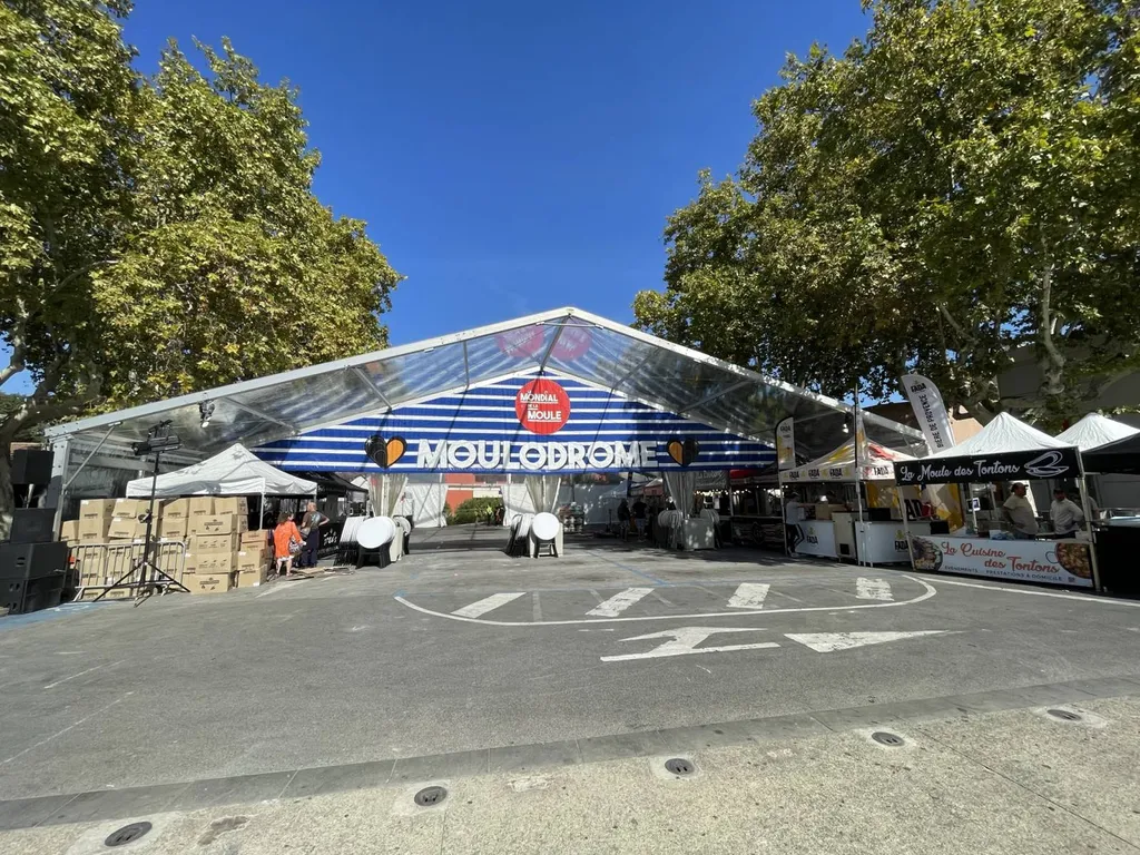 Réalisation d'une structure 20*25 pour un événement grand public au Pradet 83