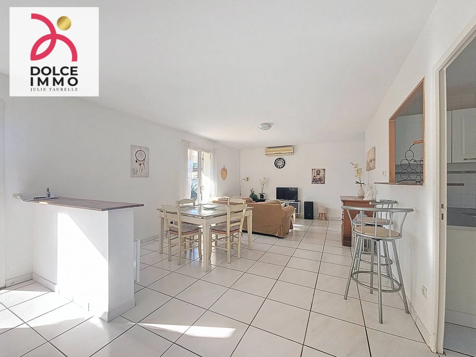 Jardin arboré – Maison avec terrain à Blanquefort, parfait pour profiter de l’extérieur.