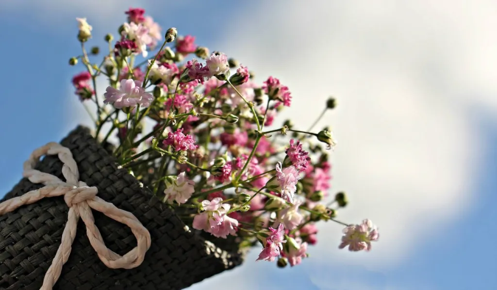 Réalisation sur mesure de composition florale pour mariage Septemes les Vallons Vert'Tige