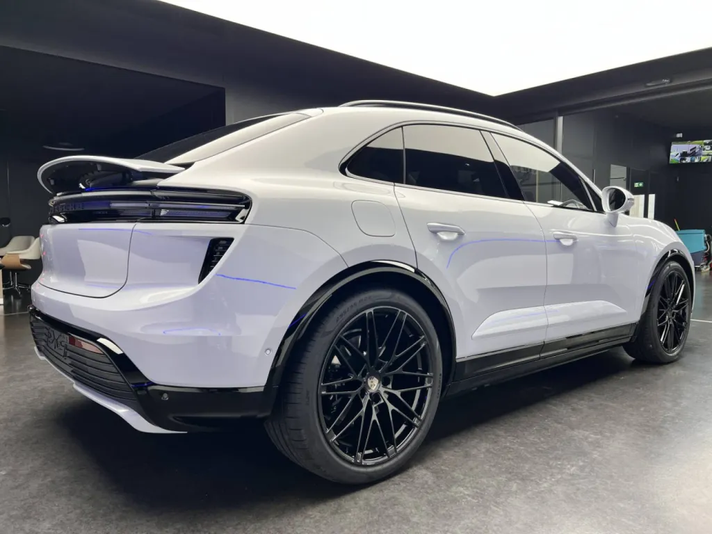 NOUVEAU PORSCHE MACAN TURBO - FULL PPF XPEL GARANTIE 10 ANS
