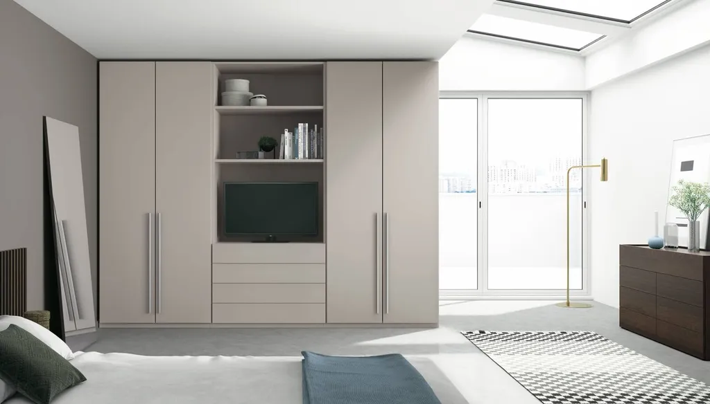 Rangement dressing avec porte Hyères centre-ville