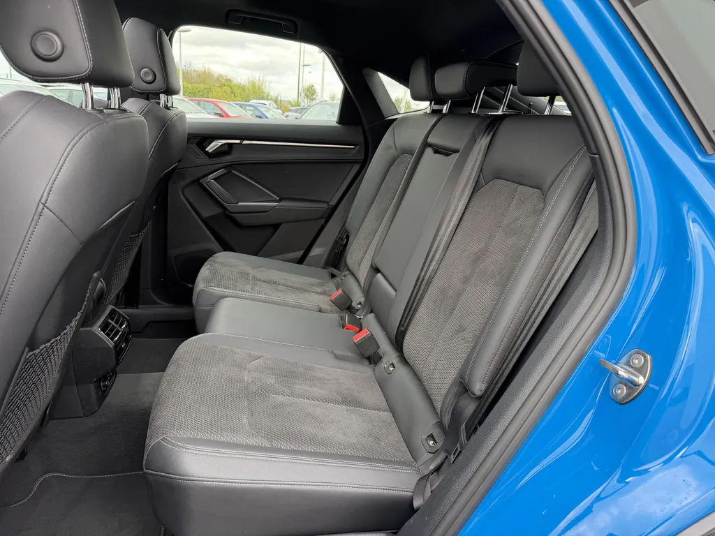 Audi Q3 Sportback d'occasion S line à deux pas du Havre : découvrez ce SUV premium essence chez Caudebec Automobiles à La Frénaye