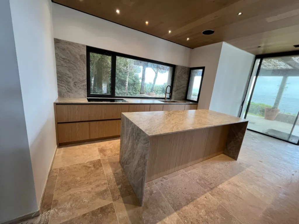 cuisine en quartzite Taj Mahal beige