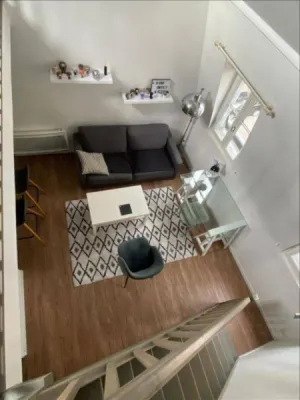 Situé au 15 rue du Sacre à Rouen