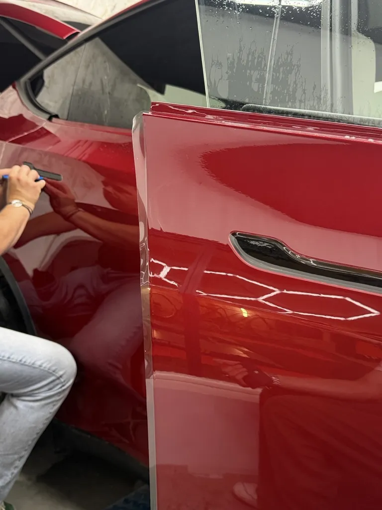 Pose d'un PPF gloss Skyfol Nano Elite 3