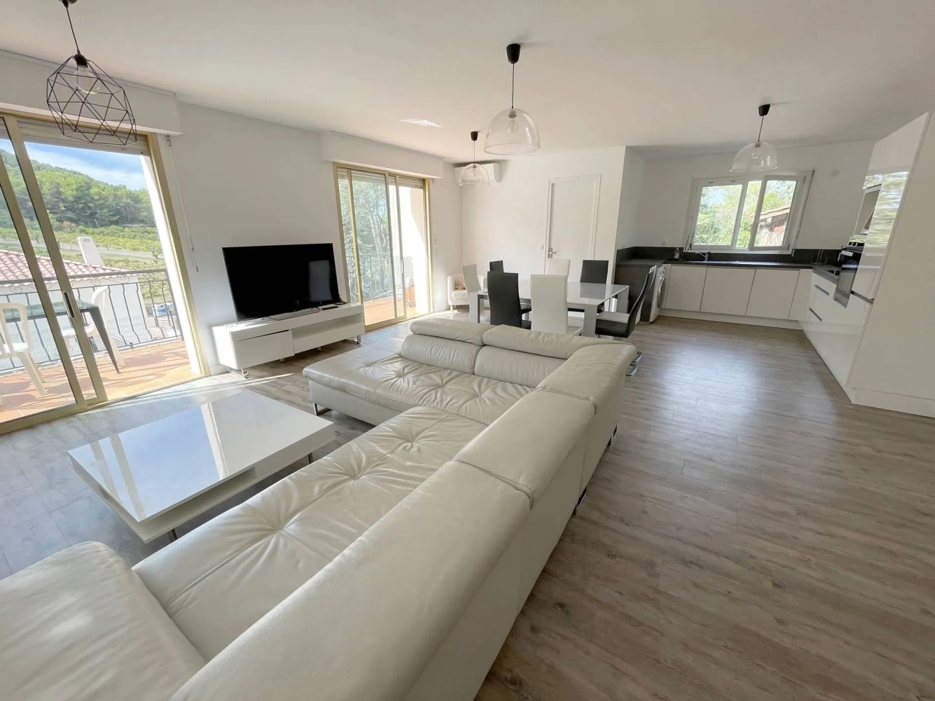 Roquefort la bedoule vente maison 2 logements