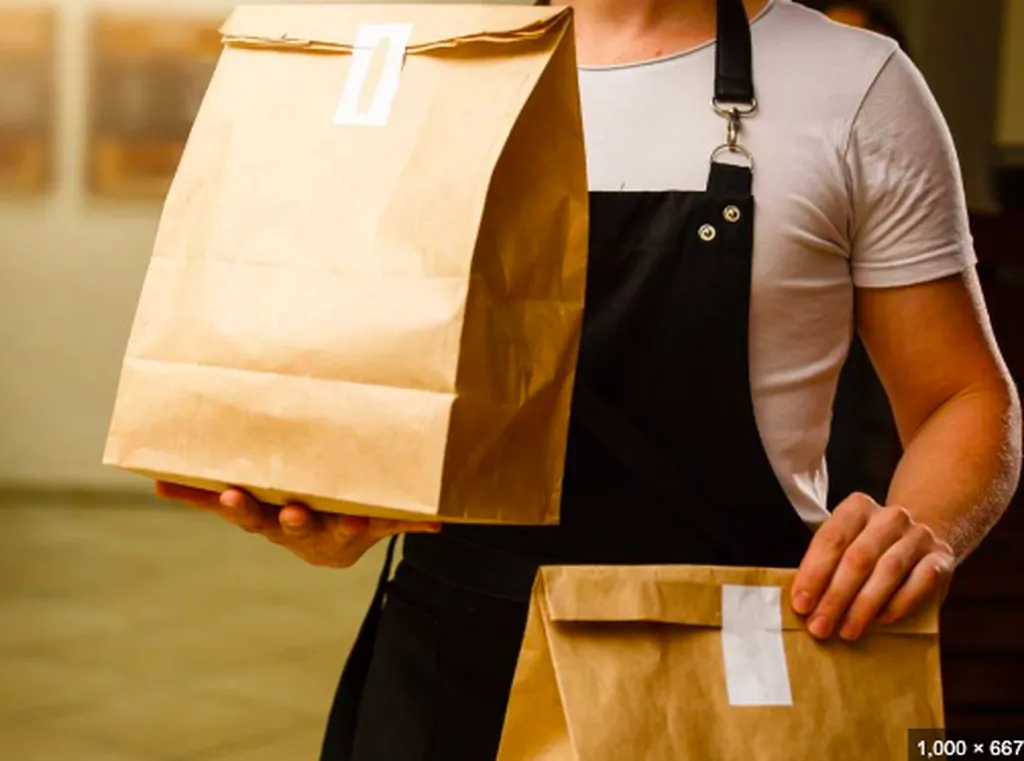 Service traiteur, pour vos lunchs au Bureau, lors de vos évenements Beach Boy s'occupe de vous livrer
