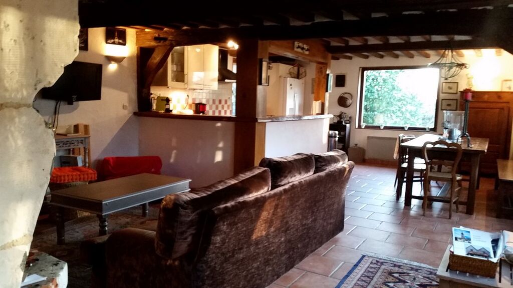 Recherche maison avec cachet et belle cheminée proche d'une ville avec commerces de l'eure 27