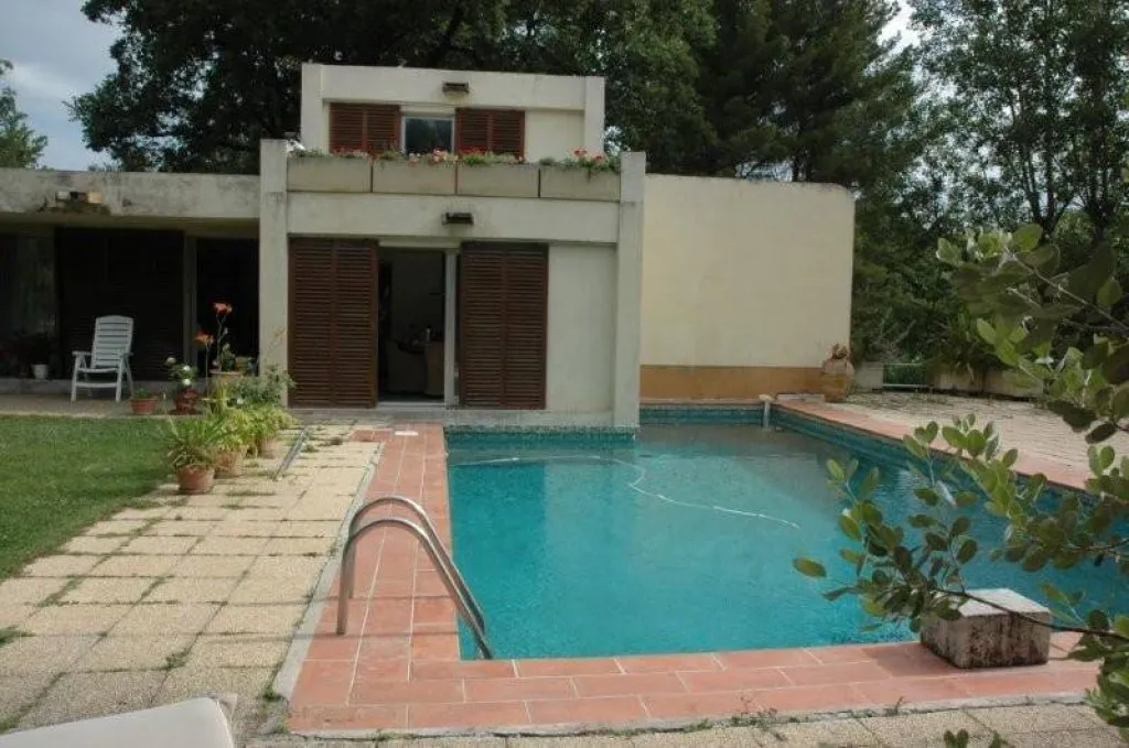 Plages de la piscine avant travaux