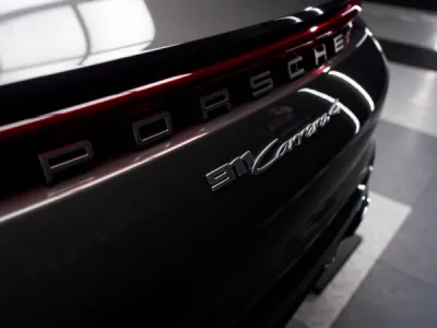 Porsche 992 pose de film de protection Xpel transparent