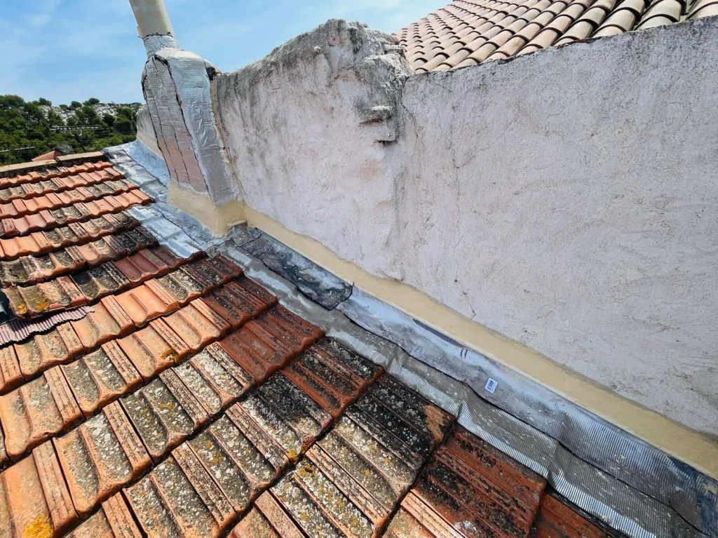 Réfection de solin de toiture Les Milles 13290