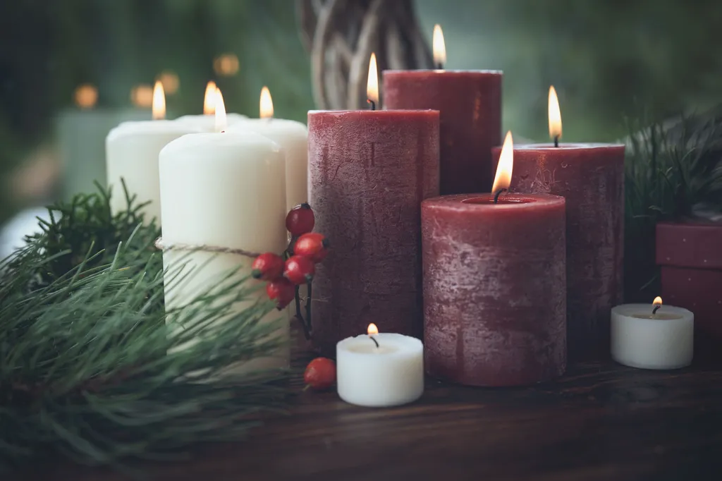 Forfait inhumation complet avec cercueil chêne massif 22mm capiton champagne 4 agents funéraires et ouverture tombeau à partir de 2225€ TTC à Marseille et ses alentours