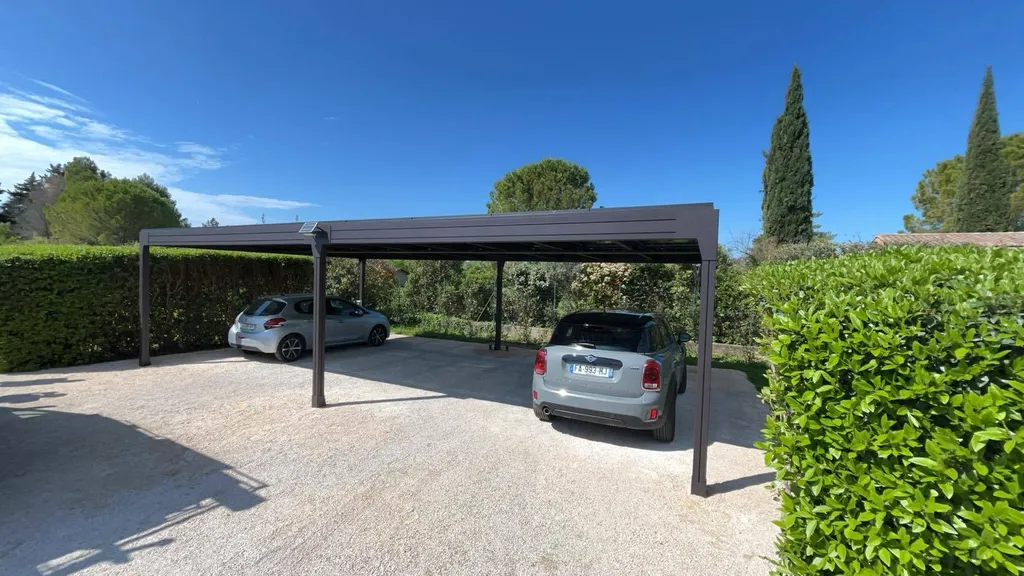 Notre zone d'activité pour ce servicePanneau solaire photovoltaïque à Valence 26 Drôme : Installation de modules Dualsun et micro-onduleurs Enphase pour l'autoconsommation énergétique résidentielle ou tertiaire