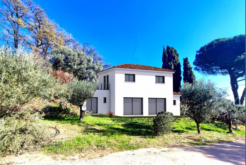 maison à étage dans le Var