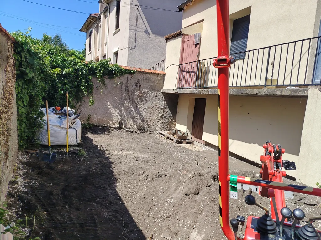 Terassement et évacuation de gravats et terre  Roanne 42