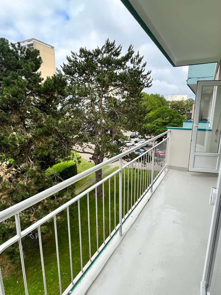 Appartement en location de 54,26m², situé Parc du Cailly à Mont-Saint-Aignan, 736€ charges comprises