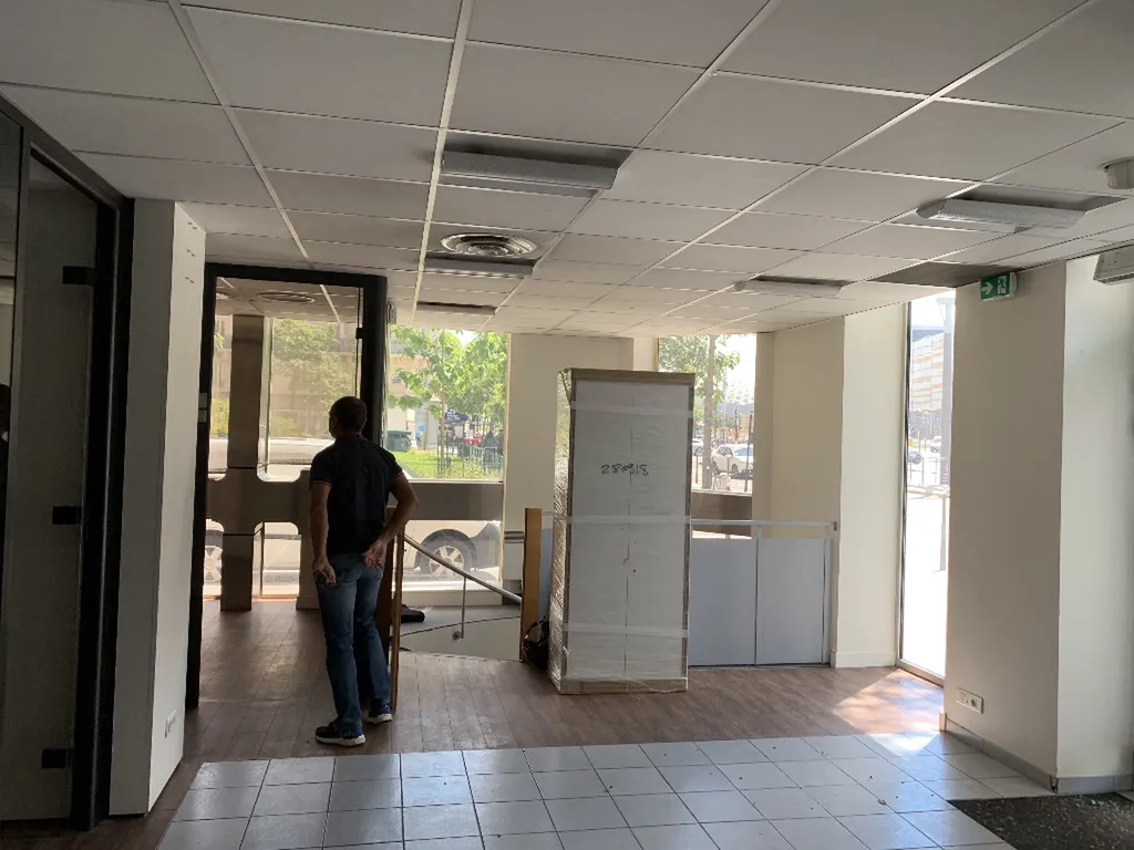 Location - Boutique 120 m², boulevard extérieur, Boulevard Victor 75015 PARIS