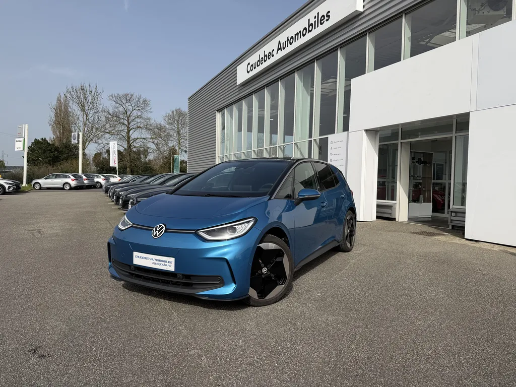 Volkswagen ID.3 d'occasion à vendre près de Le Havre : découvrez cette berline électrique disponible chez Caudebec Automobiles