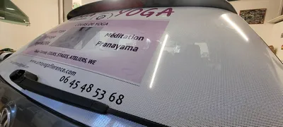 Microperforé sur lunette arrière 