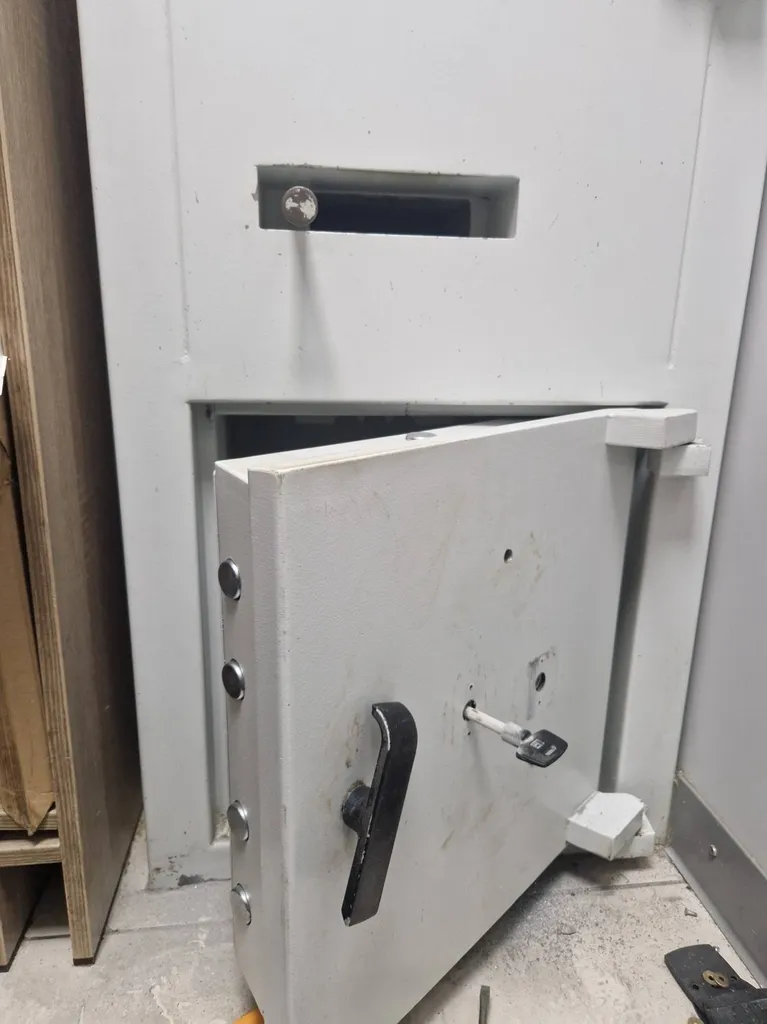 Notre zone d'activité pour ce serviceSerrurier à Boulogne-sur-Mer 62200 pour avoir un double de clé d'un coffre-fort