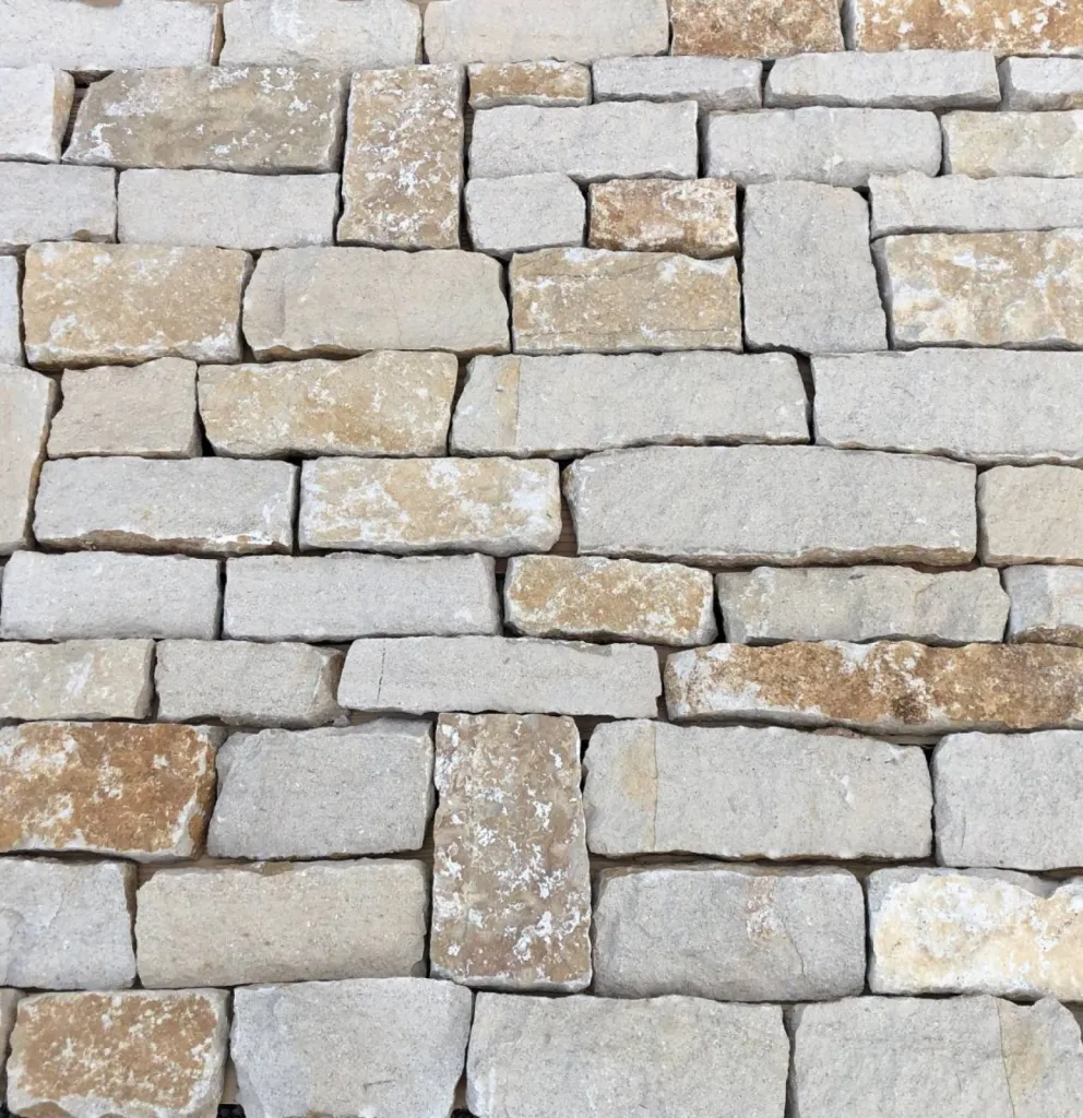 Parement en pierre naturelle de Dordogne Montagnac, proche Bordeaux, Nouvelle Aquitaine